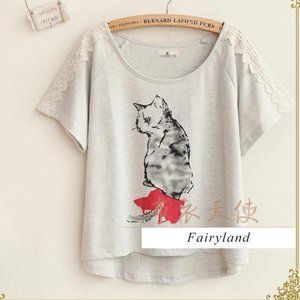 Lace-Trim Cat Print T-Shirt Yesstyle